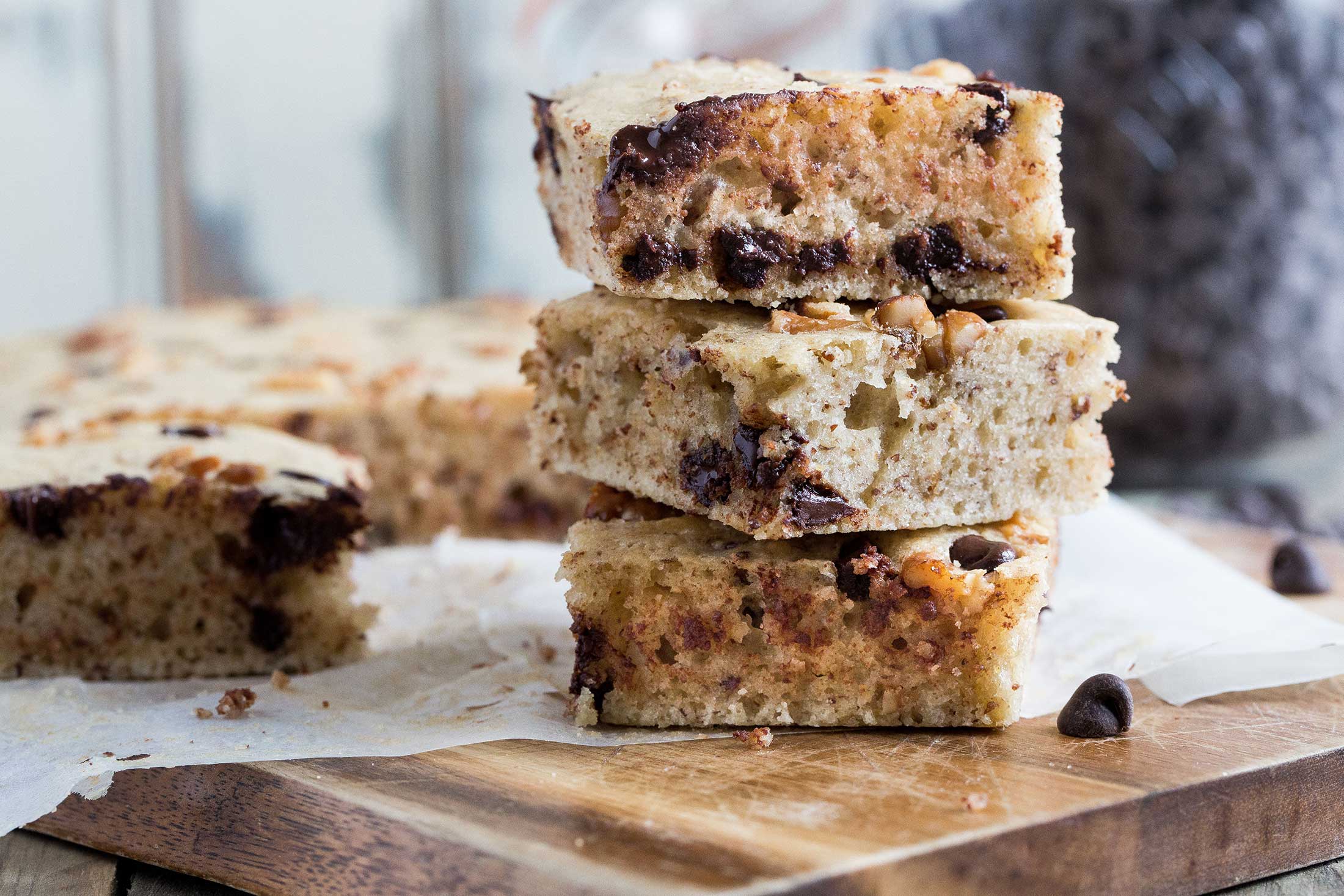 Cookies & Cream Vegan Blondies